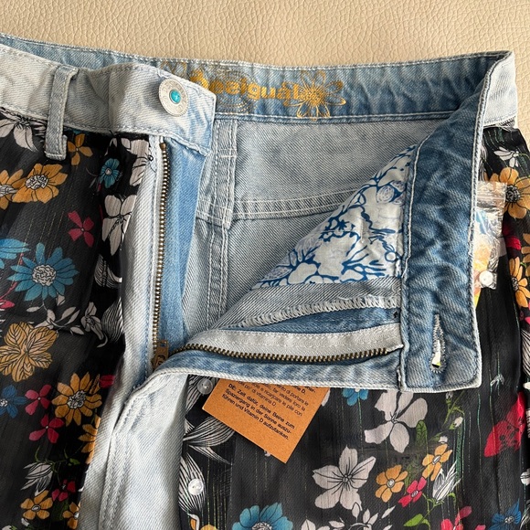 NWT - Desigual Women’s Denim Short with Floral Skirt - US Size 4 - Picture 7 of 15